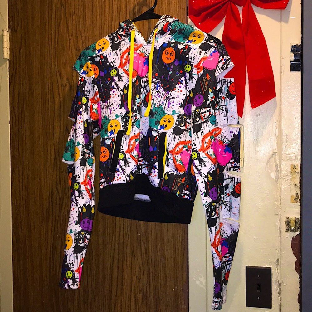 Colorful Splattered Waist Crop Pullover Hoodie